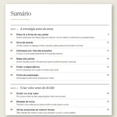 Manual aberto na página do sumário, com a Parte 1, A estratégia antes da mesa, e a Parte 2, Criar valor antes de dividir, e as ferramentas numeradas de 01 a 10.
